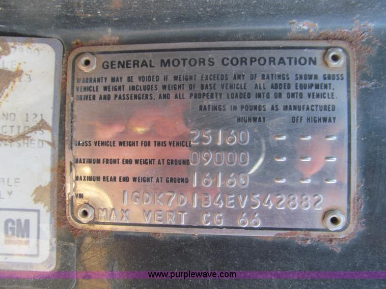 image for item F4542 1984 GMC TopKick 7000 fertilizer tender truck