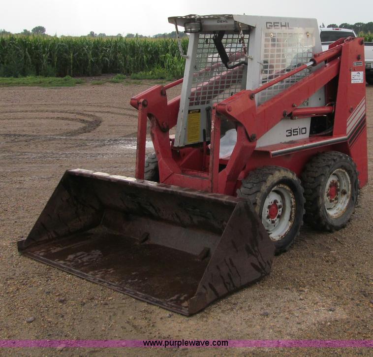 image for item F5501 1991 Gehl SL3510 skid steer