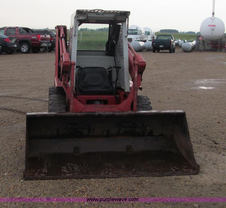 image for item F5501 1991 Gehl SL3510 skid steer