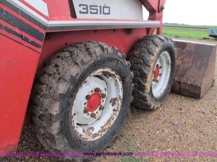 image for item F5501 1991 Gehl SL3510 skid steer