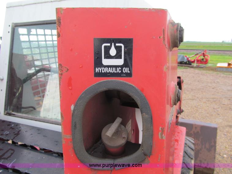 image for item F5501 1991 Gehl SL3510 skid steer