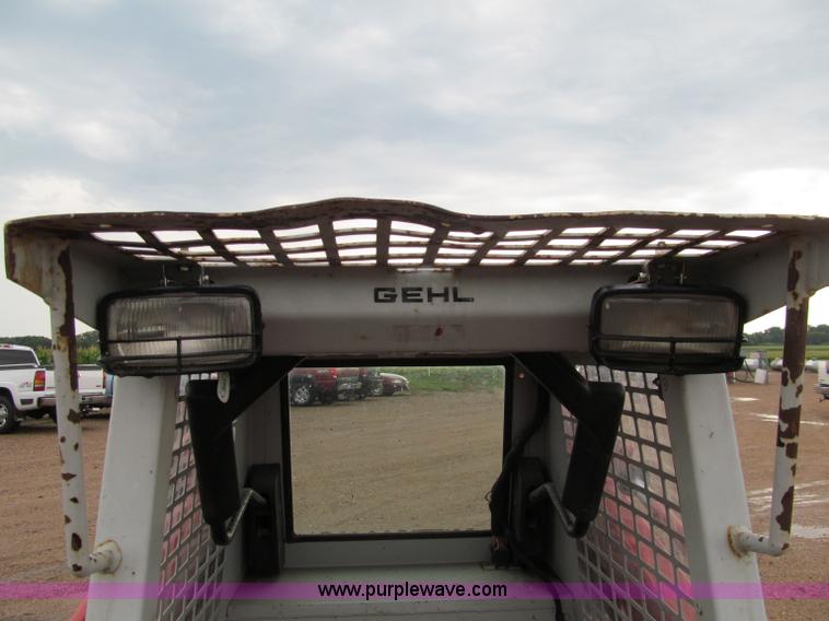 image for item F5501 1991 Gehl SL3510 skid steer