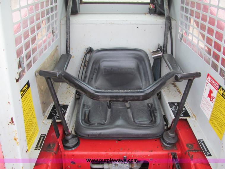 image for item F5501 1991 Gehl SL3510 skid steer