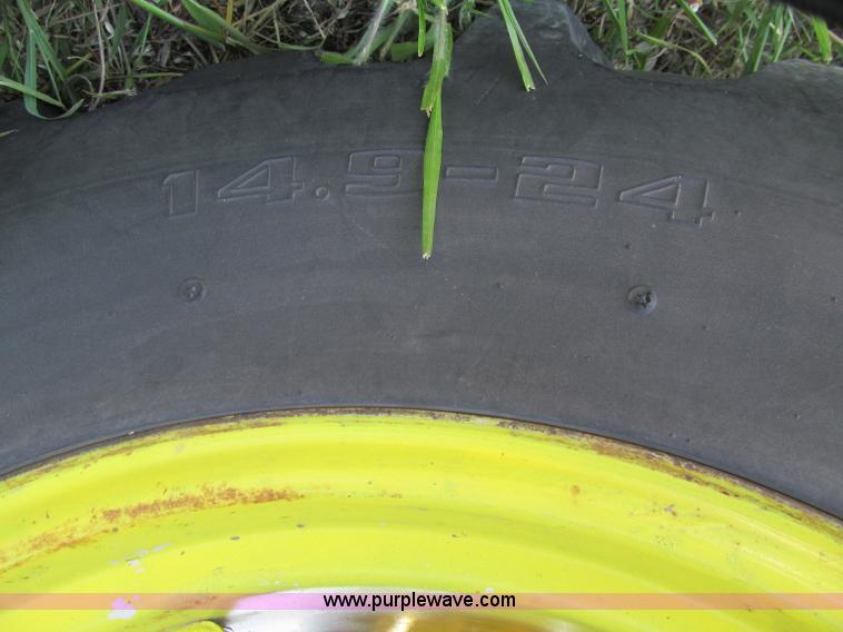 image for item F5506 1993 John Deere 9500 combine