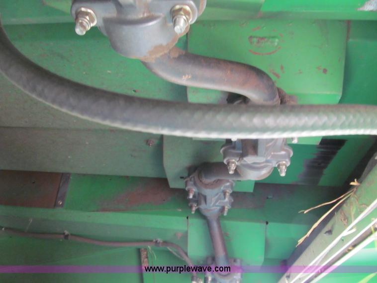 image for item F5506 1993 John Deere 9500 combine