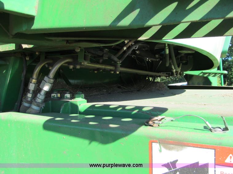 image for item F5506 1993 John Deere 9500 combine