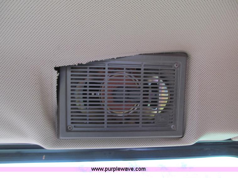 image for item F5506 1993 John Deere 9500 combine