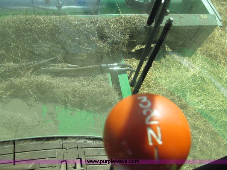 image for item F5506 1993 John Deere 9500 combine