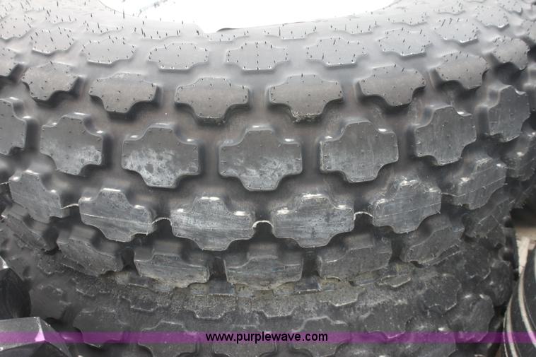 image for item G4514 (2) Firestone R3 18.4-26 tires