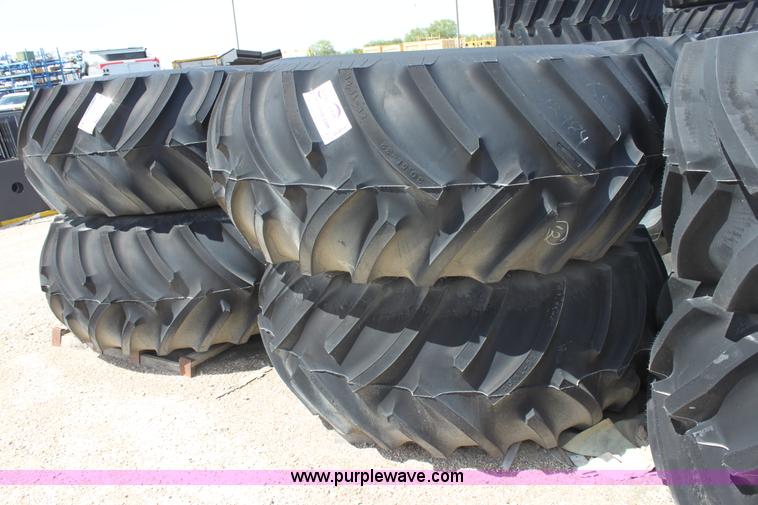 image for item G4546 (2) Titan 30.5L-32 tires