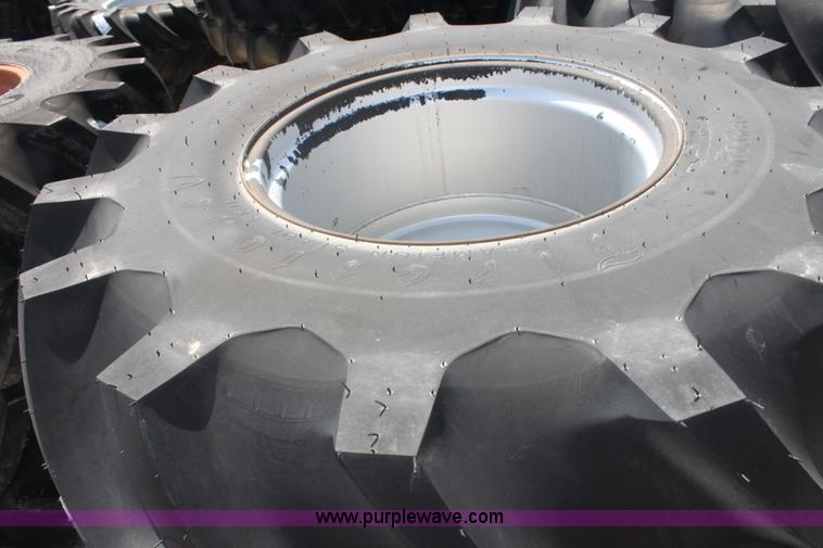 image for item G4555 (2) Firestone Champion Spade Grip 30.5L-32 tires