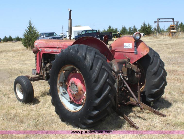 image for item G4583 1960 Massey-Ferguson 85 tractor