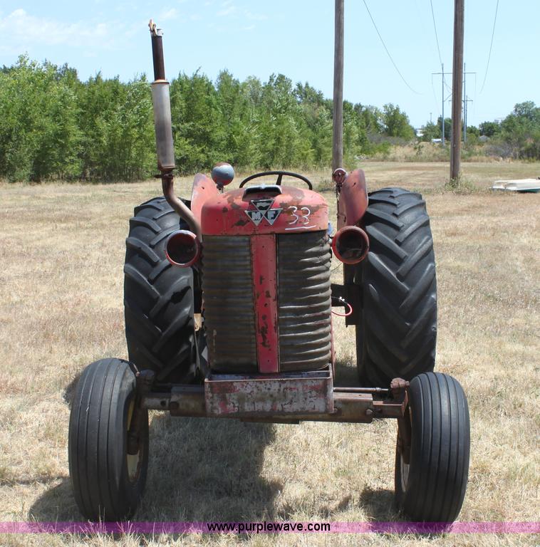 image for item G4583 1960 Massey-Ferguson 85 tractor