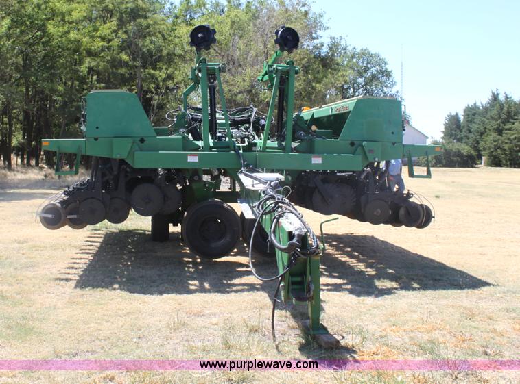 image for item G4594 Great Plains 2N-3010 planter