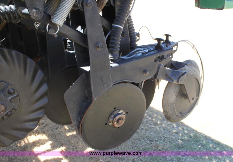 image for item G4594 Great Plains 2N-3010 planter