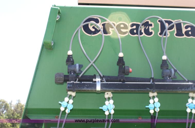 image for item G4594 Great Plains 2N-3010 planter