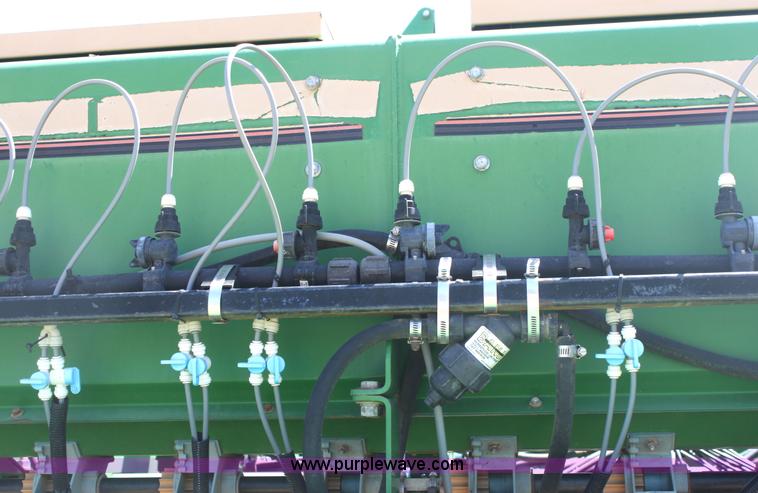 image for item G4594 Great Plains 2N-3010 planter