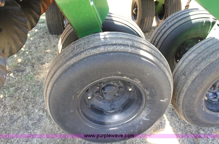 image for item G4594 Great Plains 2N-3010 planter