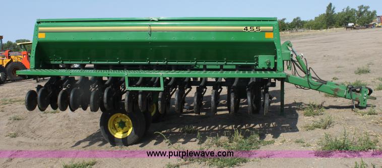 image for item G4633 John Deere 455 drill