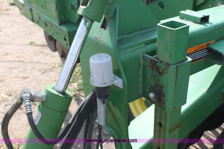 image for item G4633 John Deere 455 drill