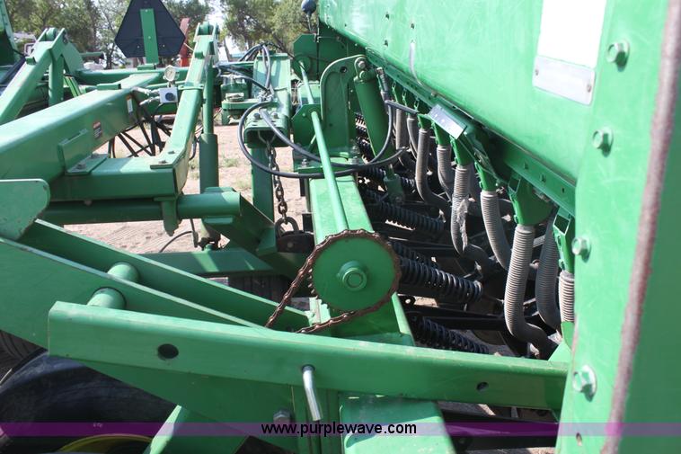 image for item G4633 John Deere 455 drill