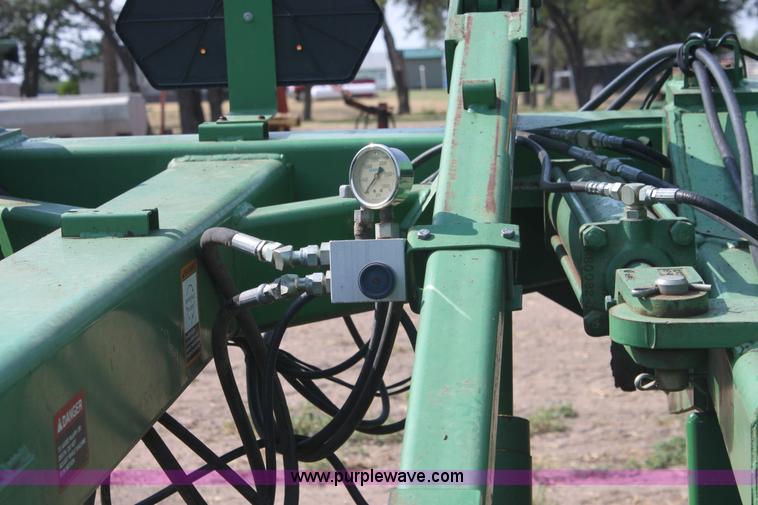 image for item G4633 John Deere 455 drill