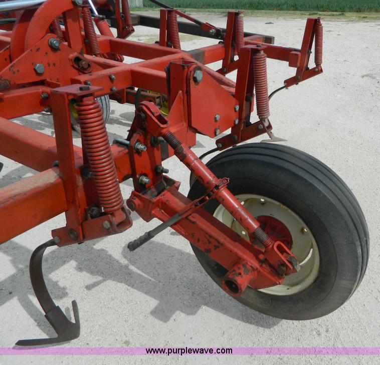 image for item T9361 Sunflower 545144 45' field cultivator