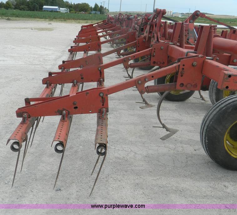 image for item T9361 Sunflower 545144 45' field cultivator