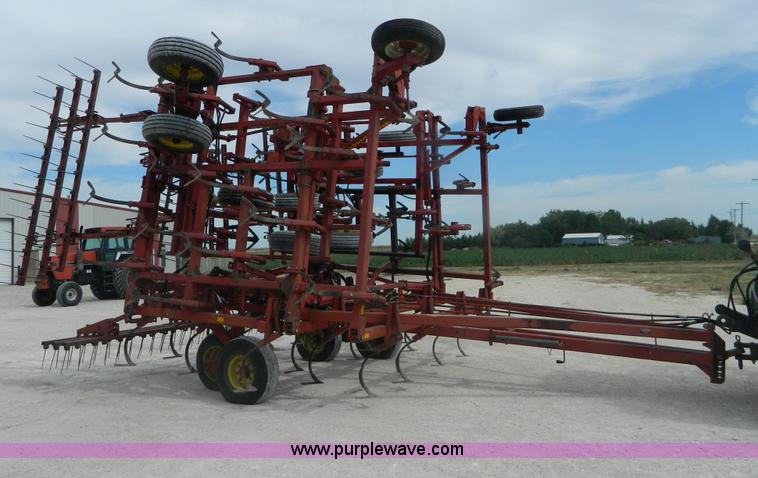 image for item T9361 Sunflower 545144 45' field cultivator