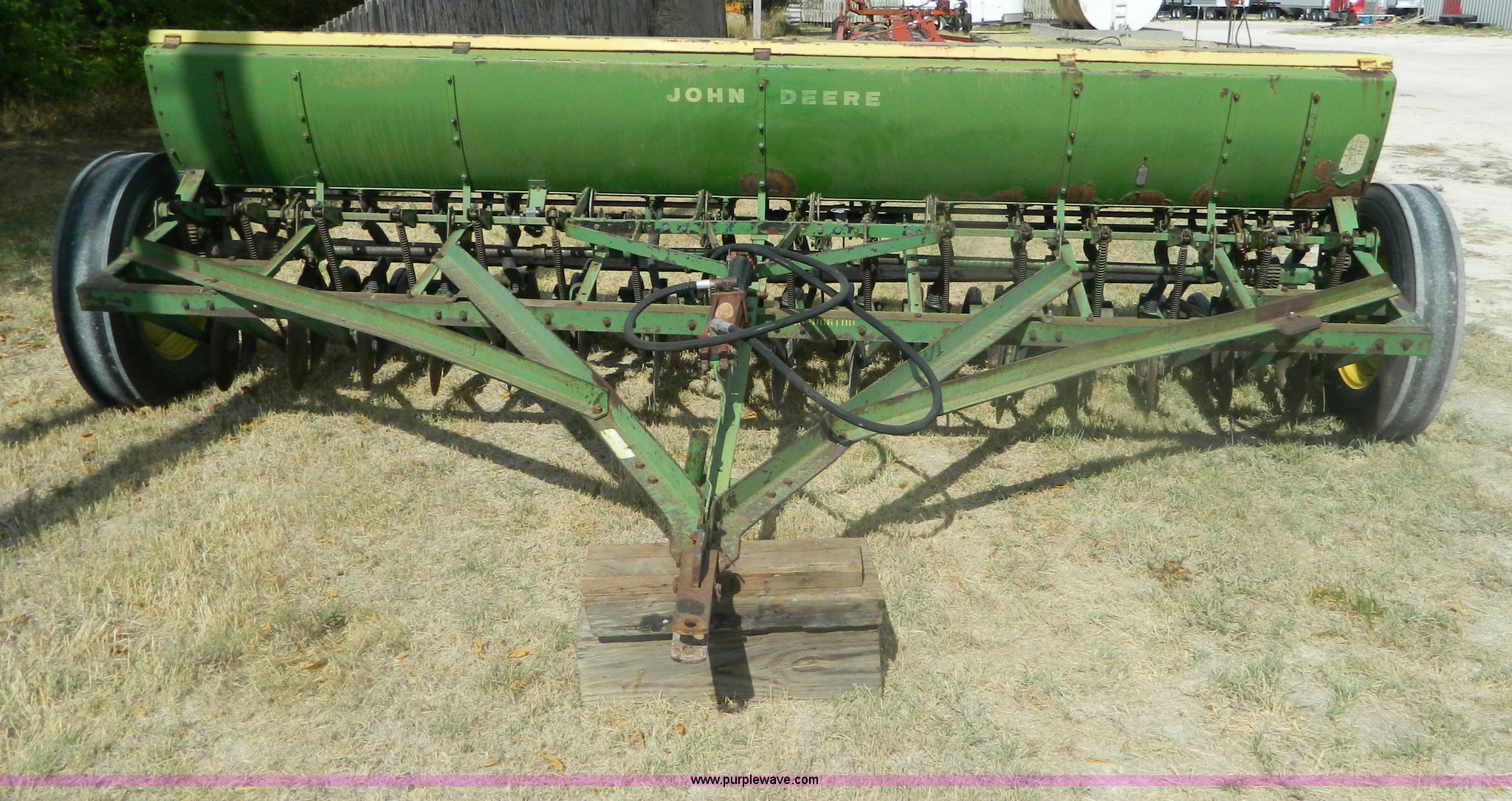 John Deere 1610 DRB grain drill in Osborne, KS Item T9360 sold