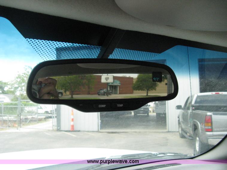 image for item A6476 2006 Chevrolet Silverado C2500HD LT Crew Cab pickup truck