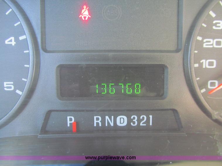 image for item A8433 2007 Ford F350 XL Super Duty service truck