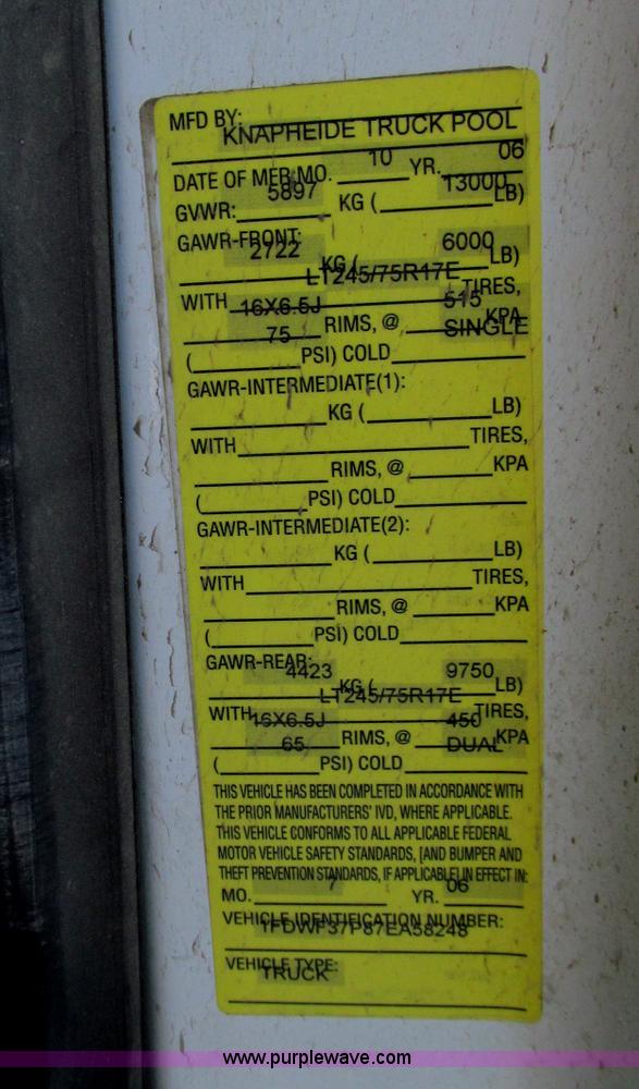 image for item A8433 2007 Ford F350 XL Super Duty service truck