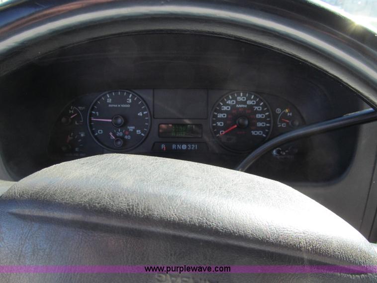 image for item A8433 2007 Ford F350 XL Super Duty service truck