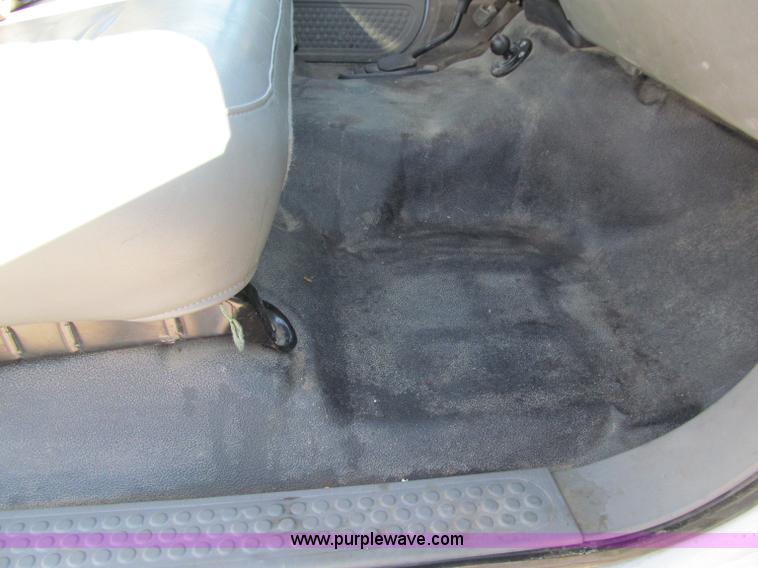 image for item A8433 2007 Ford F350 XL Super Duty service truck