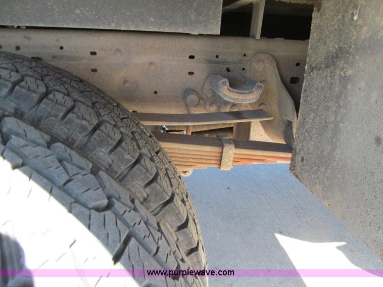 image for item A8433 2007 Ford F350 XL Super Duty service truck