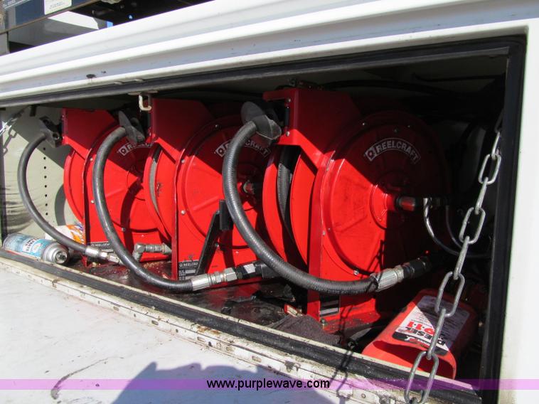 image for item A8433 2007 Ford F350 XL Super Duty service truck