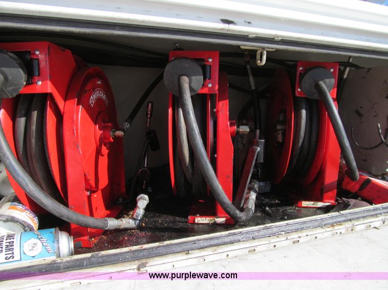 image for item A8433 2007 Ford F350 XL Super Duty service truck