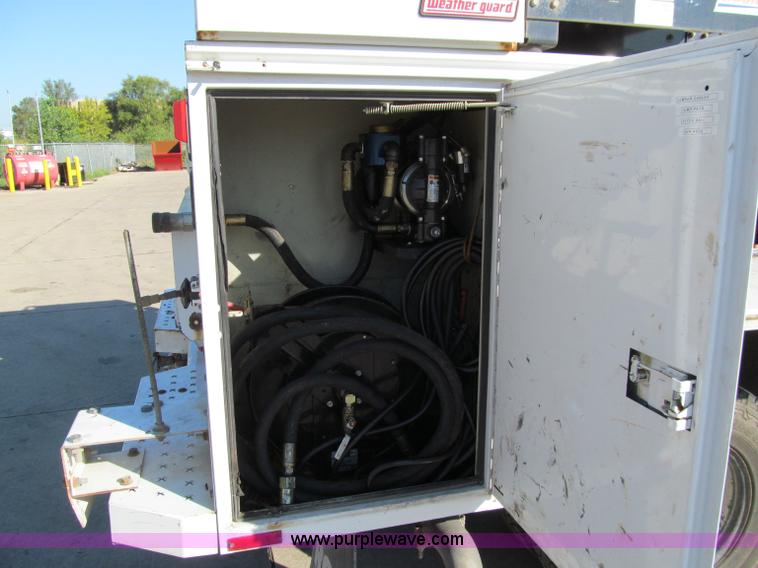 image for item A8433 2007 Ford F350 XL Super Duty service truck