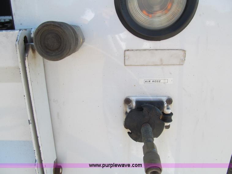 image for item A8433 2007 Ford F350 XL Super Duty service truck