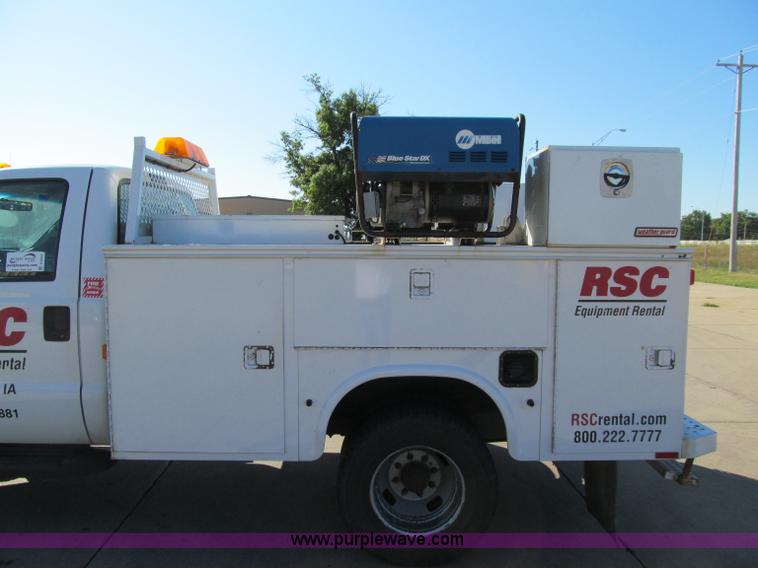 image for item A8433 2007 Ford F350 XL Super Duty service truck