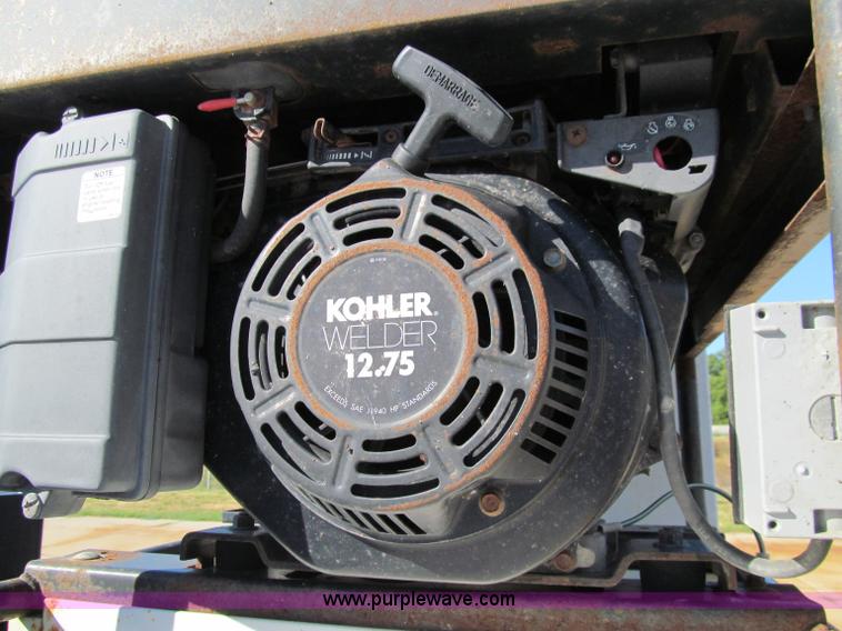 image for item A8433 2007 Ford F350 XL Super Duty service truck