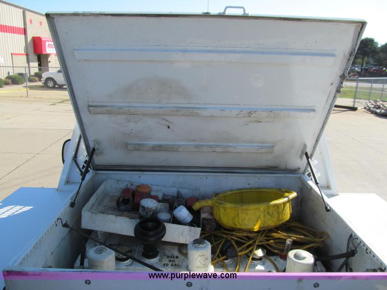 image for item A8433 2007 Ford F350 XL Super Duty service truck