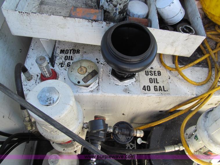 image for item A8433 2007 Ford F350 XL Super Duty service truck