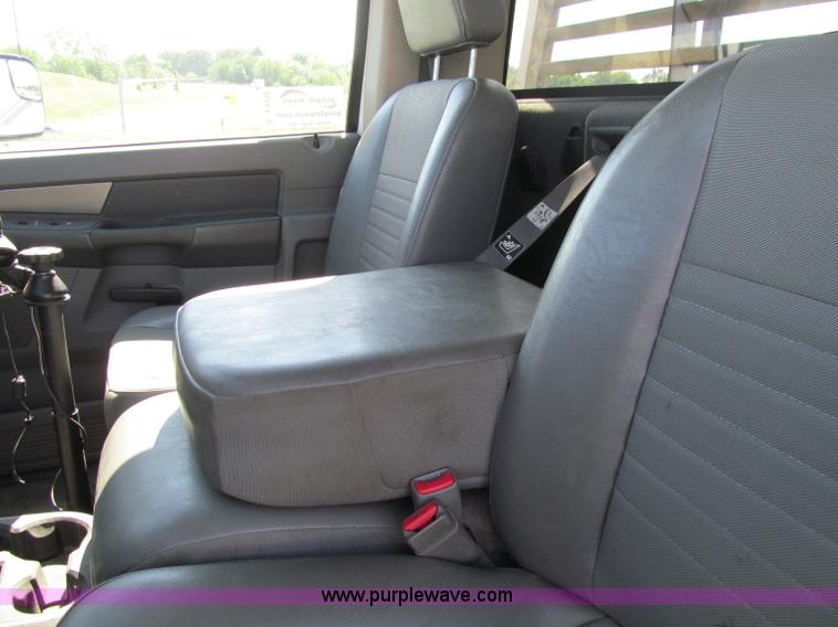 image for item A8434 2008 Dodge Ram 3500 HD pickup truck
