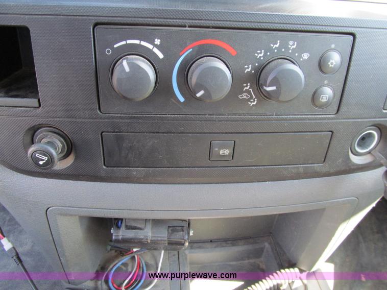 image for item A8434 2008 Dodge Ram 3500 HD pickup truck