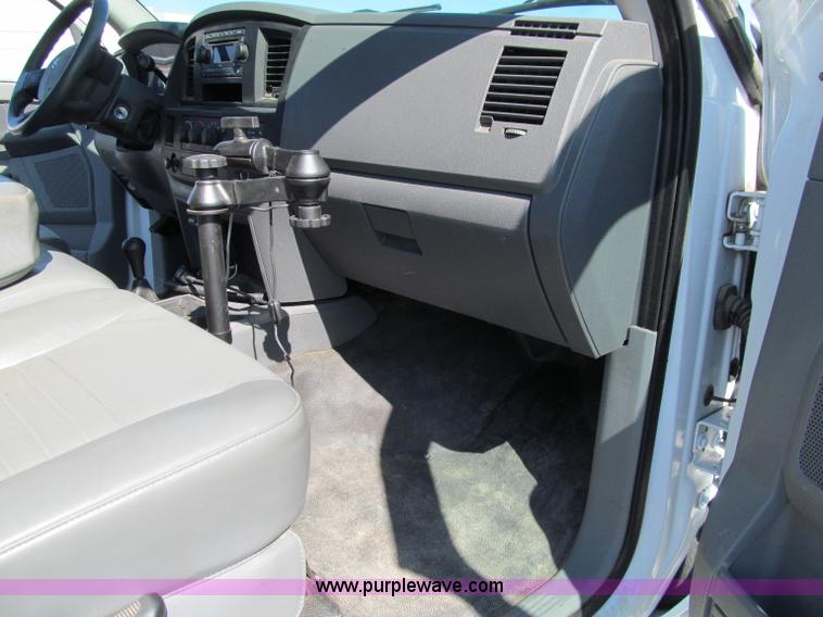 image for item A8434 2008 Dodge Ram 3500 HD pickup truck