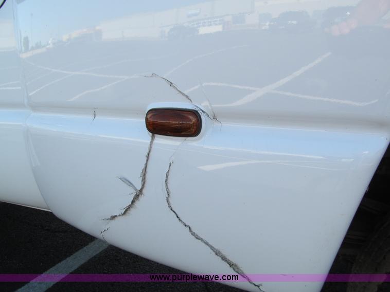 image for item A8434 2008 Dodge Ram 3500 HD pickup truck