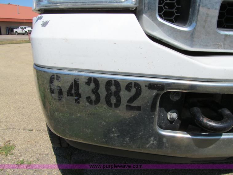 image for item A8435 2007 Ford F250 XLT Super Duty SuperCab pickup truck