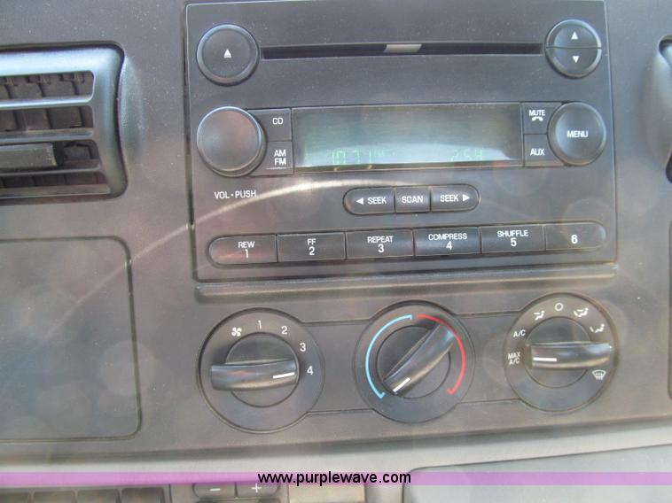 image for item A8435 2007 Ford F250 XLT Super Duty SuperCab pickup truck